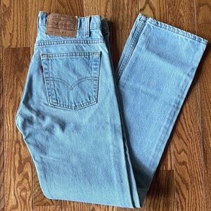 Women’s Vintage Levi's 505 Classic Straight Leg Denim Jeans in Light Blue